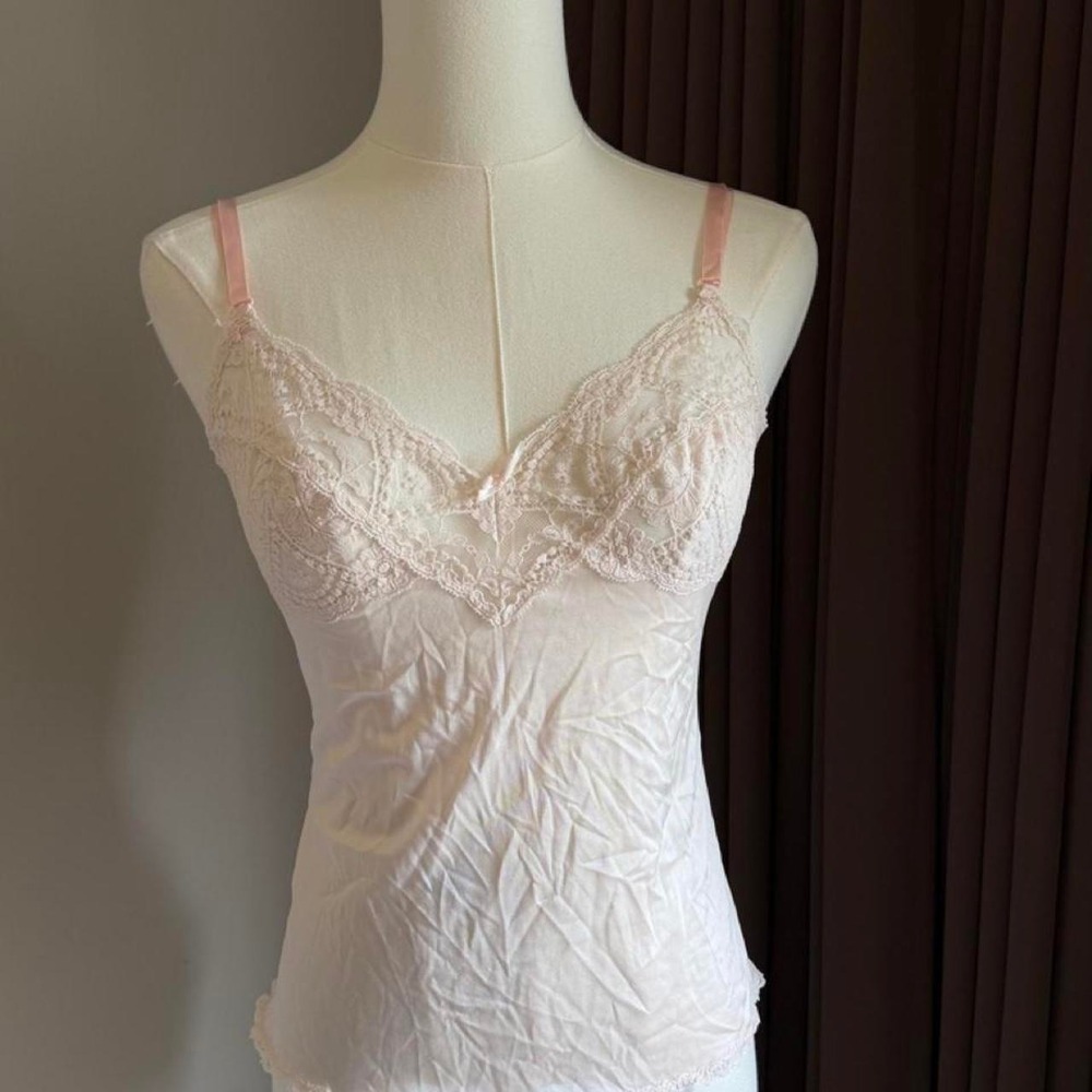 Vassarette Pink Lace Cami Top Floral Embroidery Lingerie Size 32 Vintage
